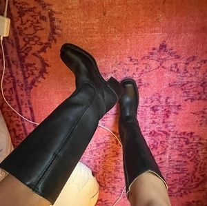 Frye Black Leather Knee-High Heeled Boots